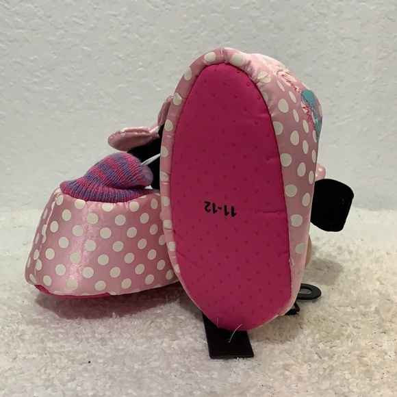 Slippers - Picture 3 of 4